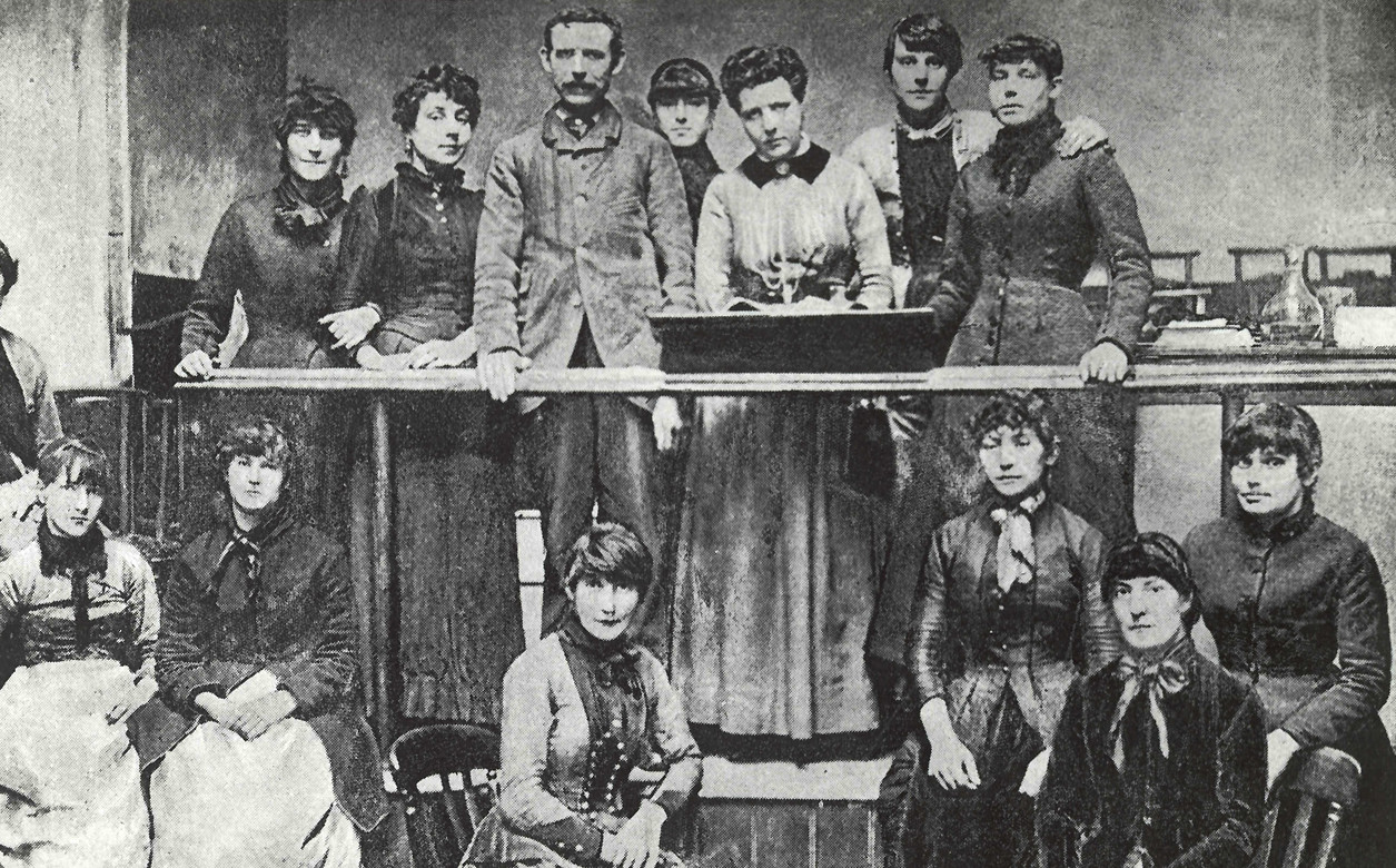 An image of the Match Workers Strike Committee, 1888.