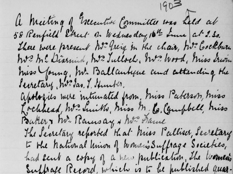 Section of handwritten minutes of a meeting of the Executive Committee.
