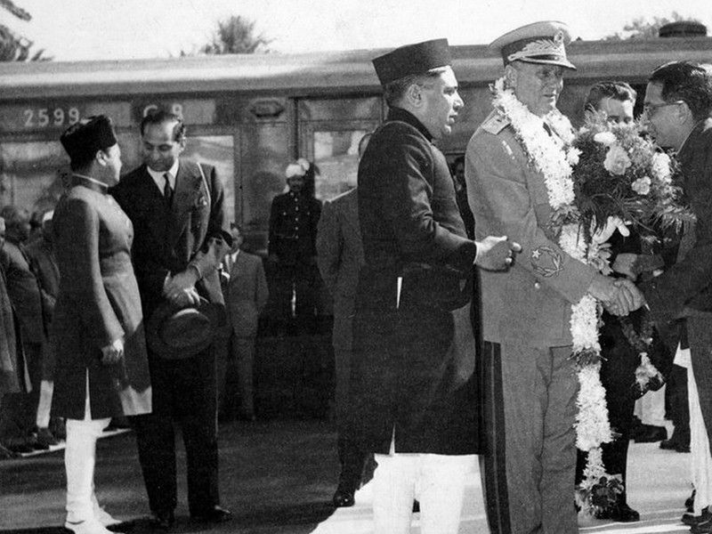 View volume: Pamphlets on the Soviet-Yugoslav and Chinese-Indian disputes, 1963-1964.
